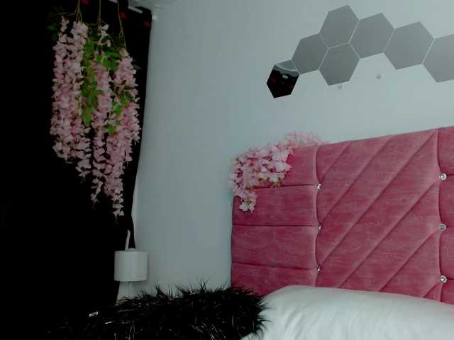 brunette-barbie Live Cam on BongaCams and RICams