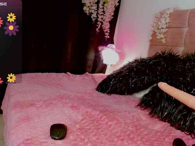brunette-barbie webcam