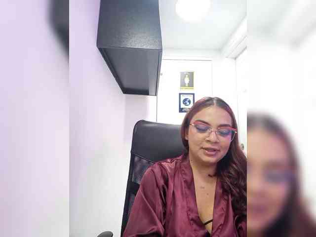 SarahBell webcam