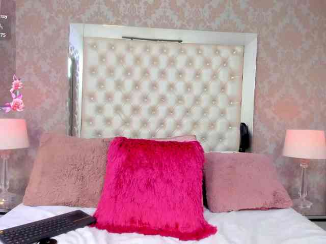 SarahBell webcam