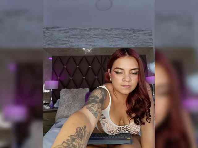 SarahBell webcam