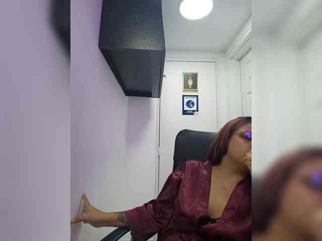 SarahBell webcam