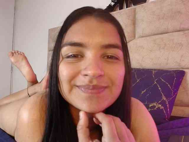madissonMoon webcam