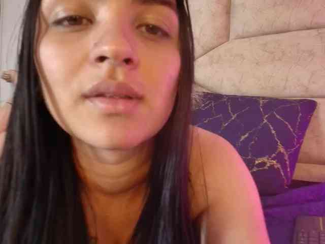madissonMoon webcam