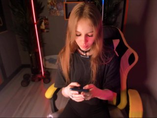 SelenHellsWeet Porn Show