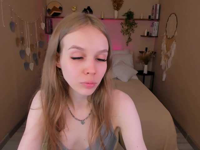 SelenHellsWeet webcam