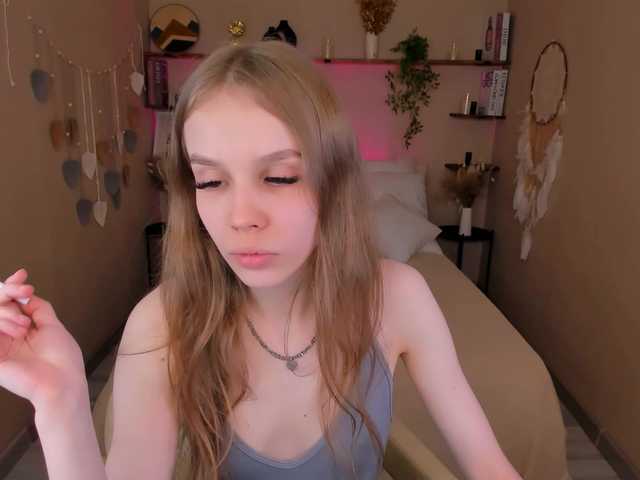 SelenHellsWeet webcam