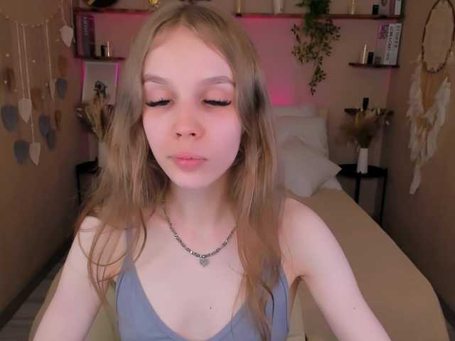 SelenHellsWeet on BongaCams 