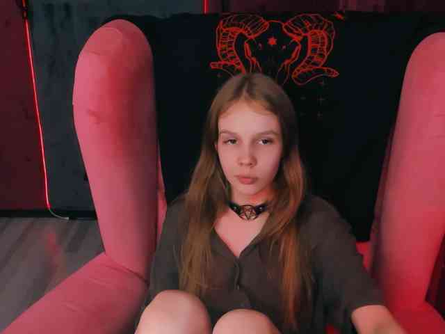 SelenHellsWeet webcam