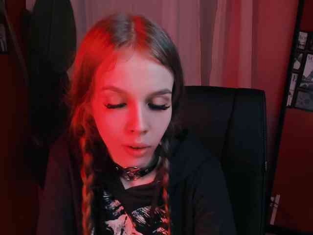 SelenHellsWeet webcam