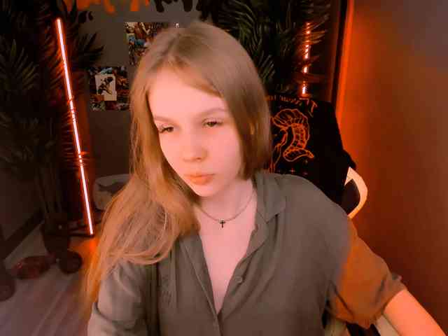 SelenHellsWeet webcam