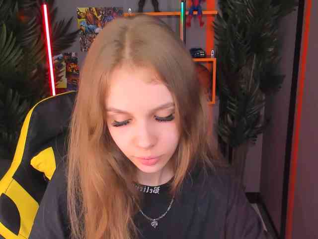 SelenHellsWeet webcam