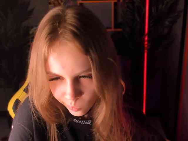 SelenHellsWeet webcam