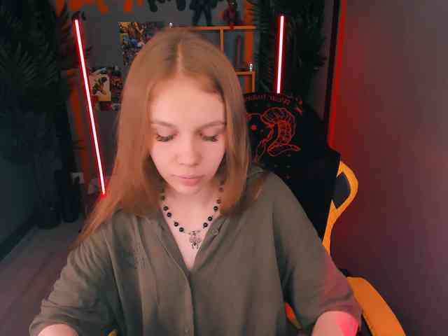 SelenHellsWeet webcam