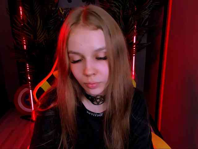 SelenHellsWeet webcam