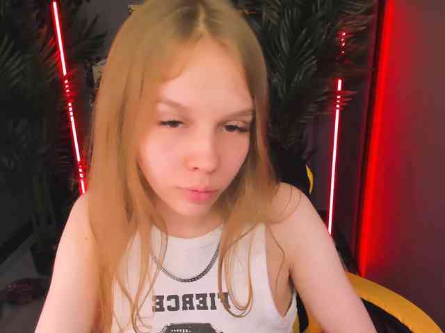 SelenHellsWeet webcam