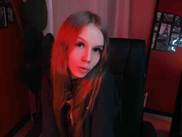 SelenHellsWeet webcam