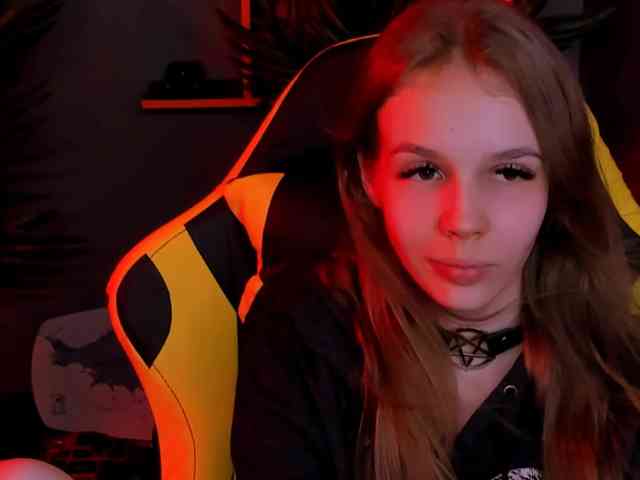 SelenHellsWeet webcam
