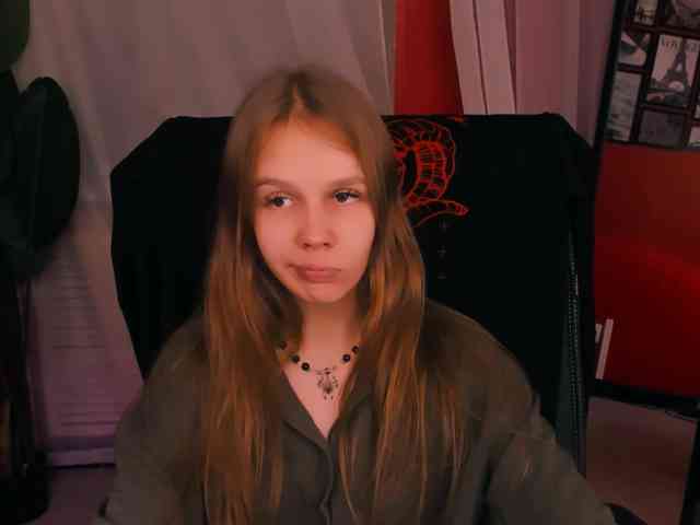 SelenHellsWeet webcam