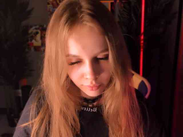 SelenHellsWeet webcam