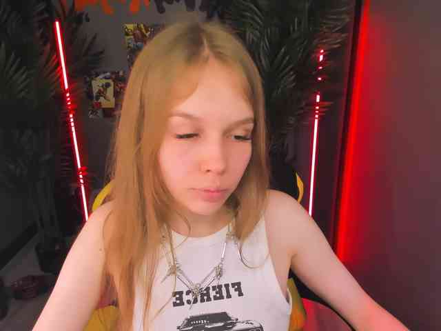 SelenHellsWeet webcam