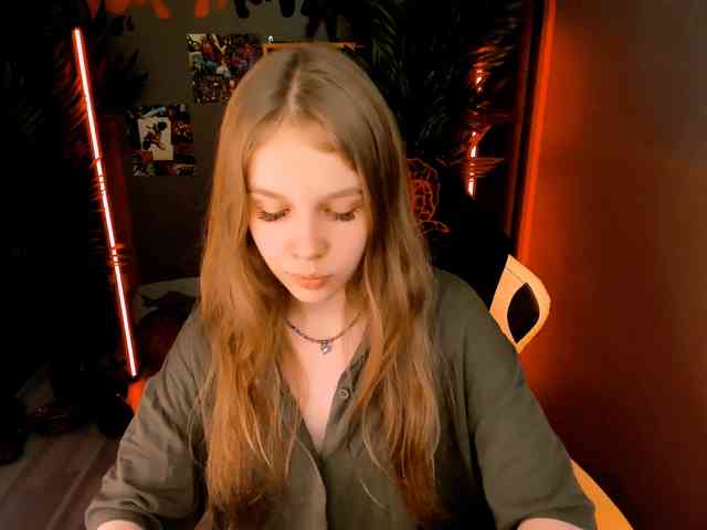 SelenHellsWeet webcam