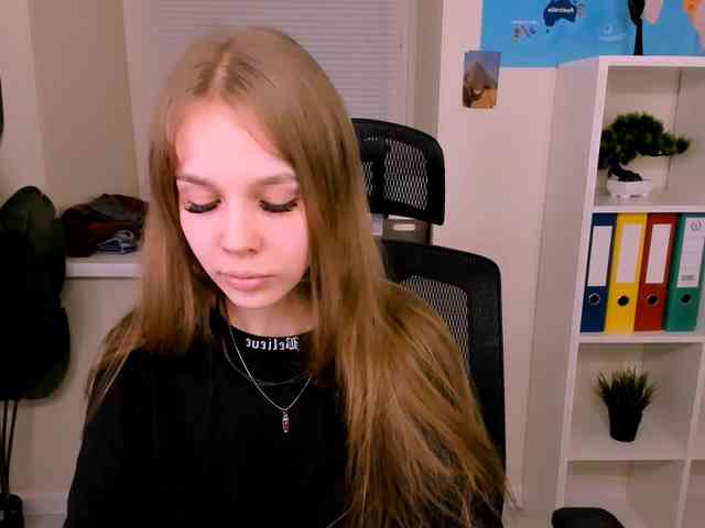 SelenHellsWeet webcam