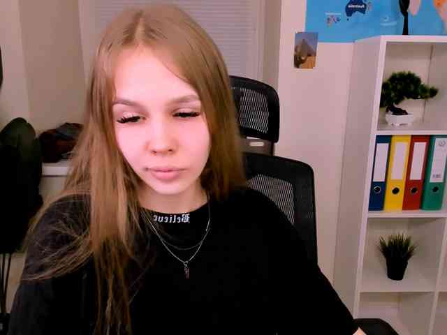 SelenHellsWeet webcam