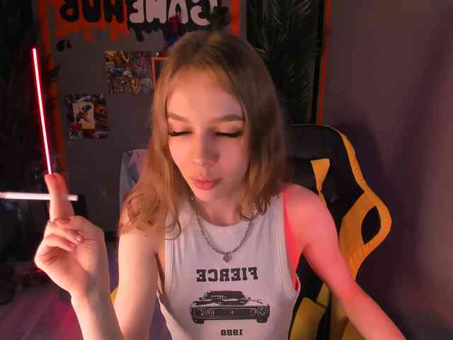 SelenHellsWeet webcam