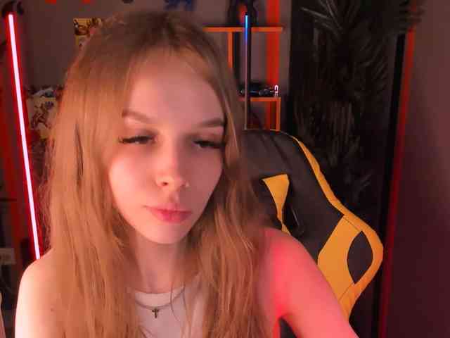 SelenHellsWeet webcam