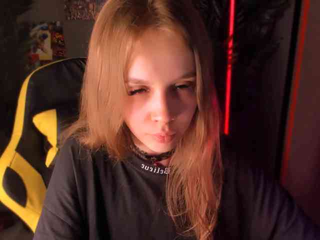 SelenHellsWeet webcam