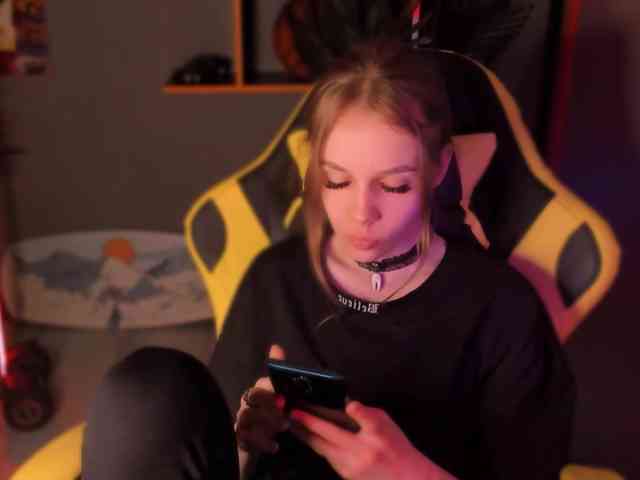 SelenHellsWeet webcam