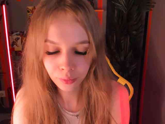 SelenHellsWeet webcam