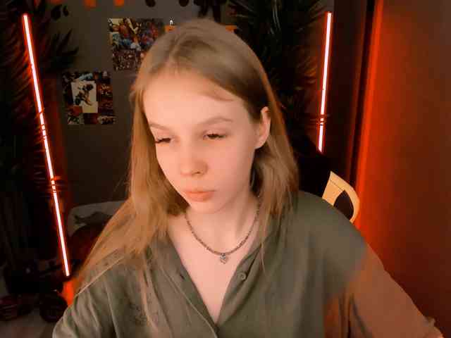 SelenHellsWeet webcam