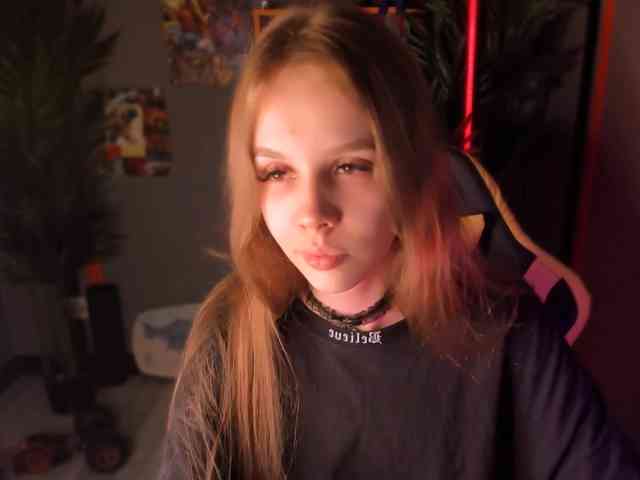 SelenHellsWeet webcam