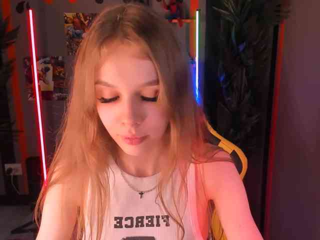 SelenHellsWeet webcam