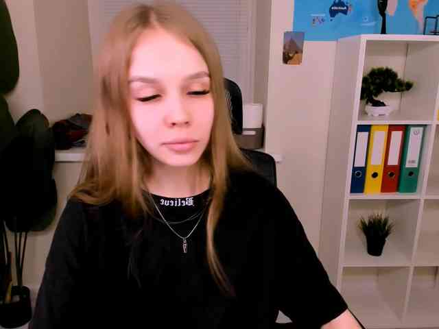 SelenHellsWeet webcam