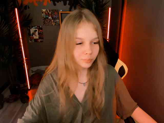 SelenHellsWeet webcam