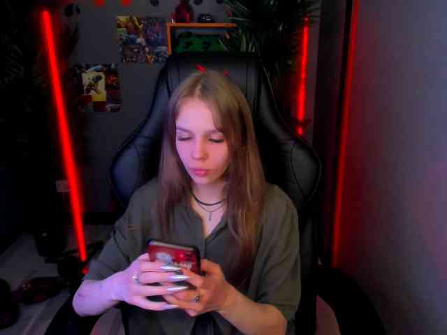 SelenHellsWeet webcam