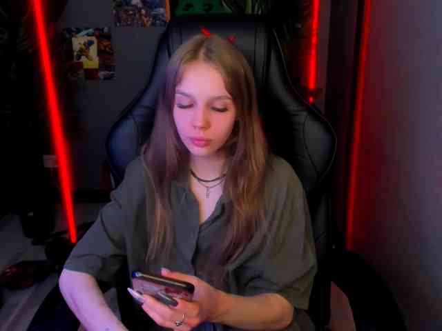 SelenHellsWeet webcam