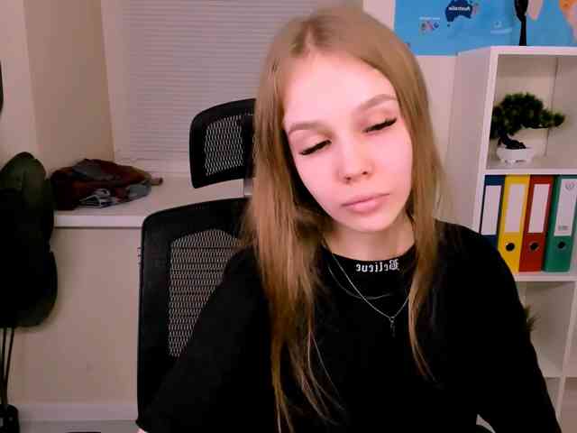 SelenHellsWeet webcam