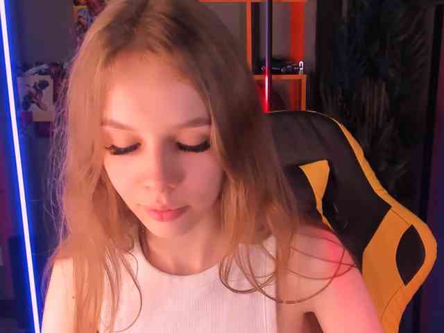 SelenHellsWeet webcam