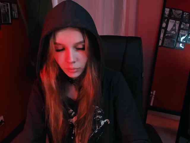 SelenHellsWeet webcam
