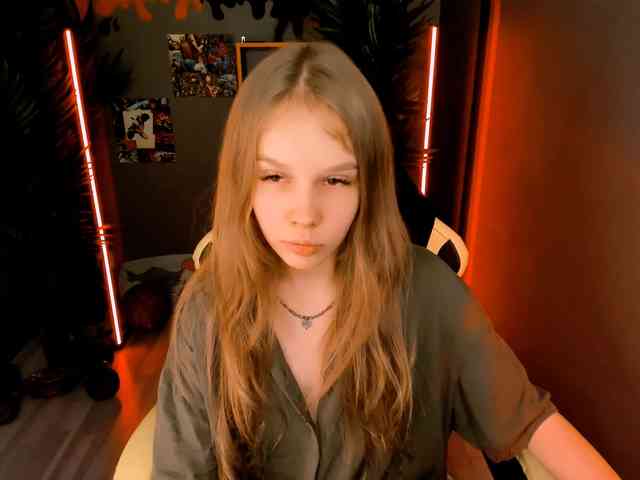SelenHellsWeet webcam