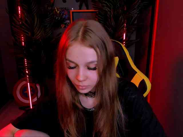 SelenHellsWeet webcam