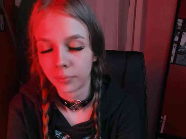 SelenHellsWeet webcam
