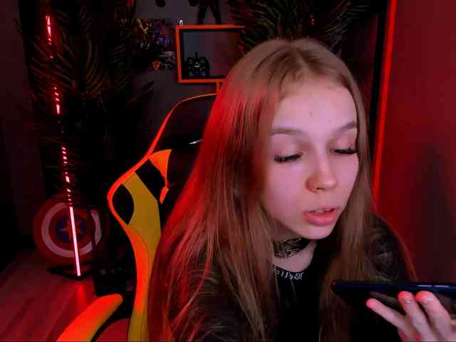 SelenHellsWeet webcam