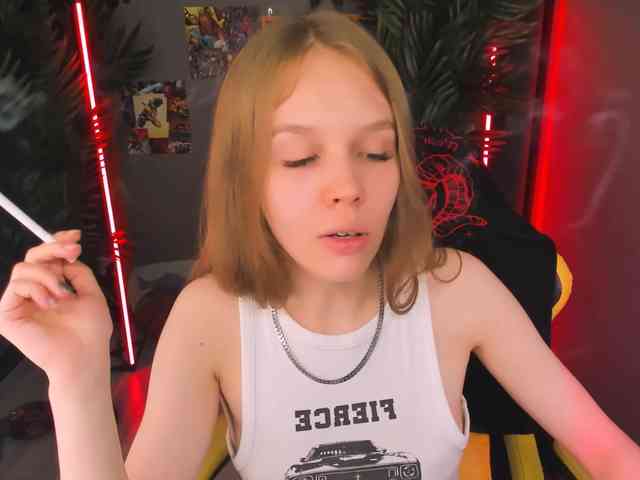 SelenHellsWeet webcam