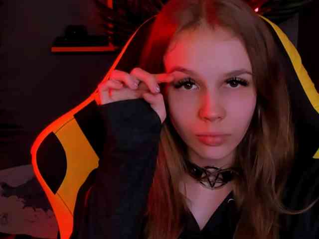 SelenHellsWeet webcam