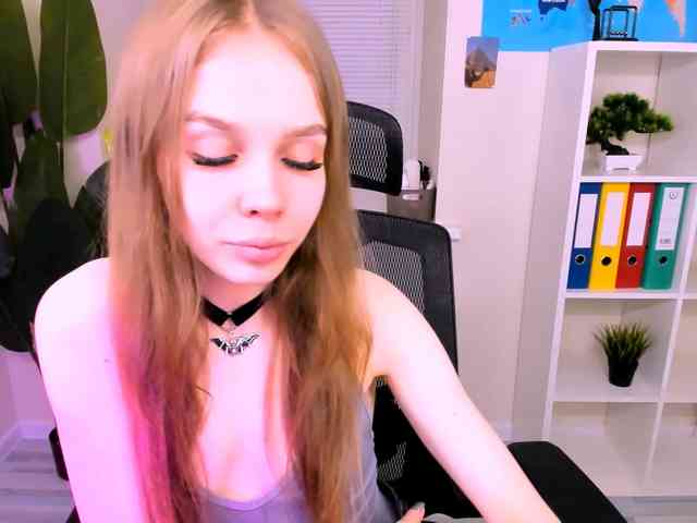 SelenHellsWeet webcam